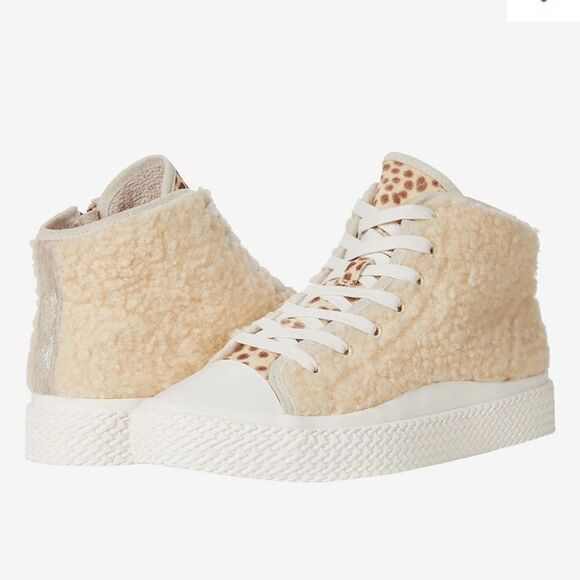 Dolce Vita Veola Plush Booties - Picture 1 of 11